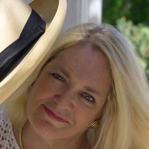 Meet your Posher, Sally